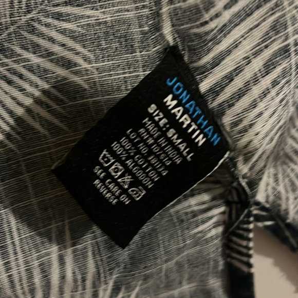 Jonathan Martin Hawaiian shirt - Size Small - Picture 8 of 9